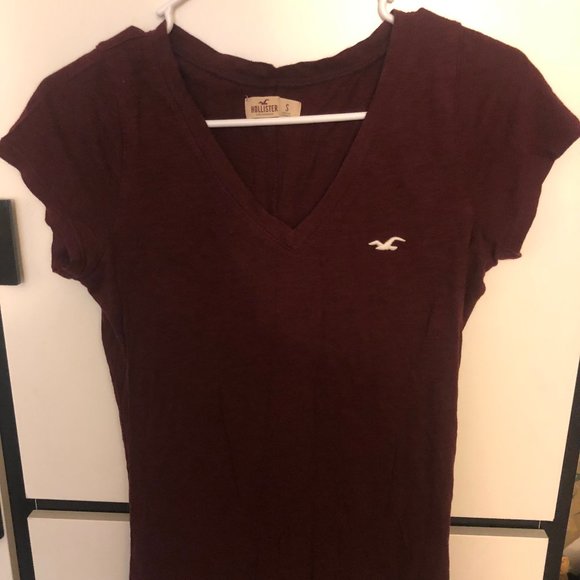 Hollister T-shirt - Picture 1 of 2